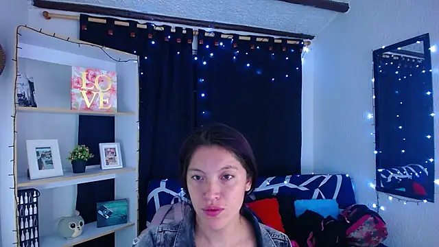 Snapshot of Sian__1 chatting on 02/27/25, 02:32 Sian 1 online show from 02/27/25, 02:32