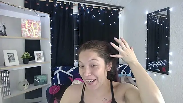 Snapshot of Sian__1 chatting on 02/28/25, 07:25 Sian 1 online show from 02/28/25, 07:25