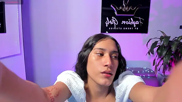 Snapshot of CamilaHarperr_ chatting on 09/20/25, 06:03 CamilaHarperr online show from 09/20/25, 06:03