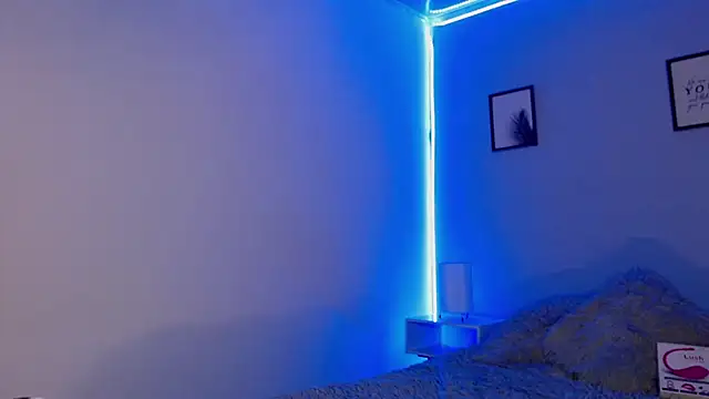 Snapshot of SophiaJoliebm chatting on 01/08/25, 03:40 SophiaJoliebm online show from 01/08/25, 03:40