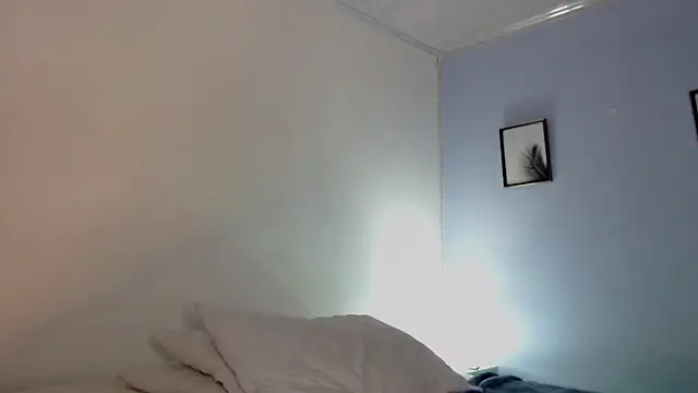 Snapshot of SophiaJoliebm chatting on 03/08/25, 03:28 SophiaJoliebm online show from 03/08/25, 03:28