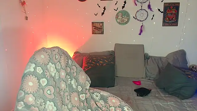 catalinamommyx online show from 11/04/25, 01:05