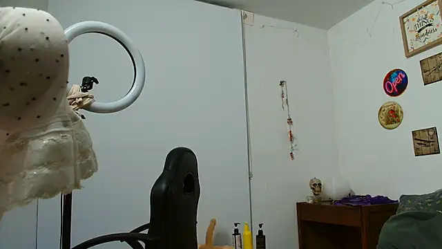 catalinamommyx online show from 03/27/26, 12:38