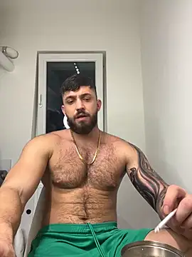 LoveIsBlind  online show from 12/19/24, 08:55