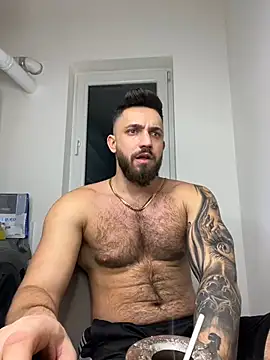 LoveIsBlind  online show from 12/30/24, 09:19