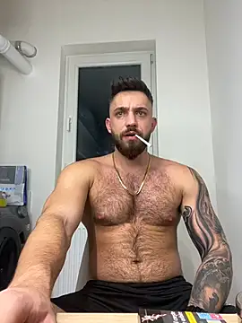 LoveIsBlind  online show from 12/31/24, 04:49