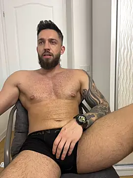 LoveIsBlind  online show from 09/12/25, 09:15