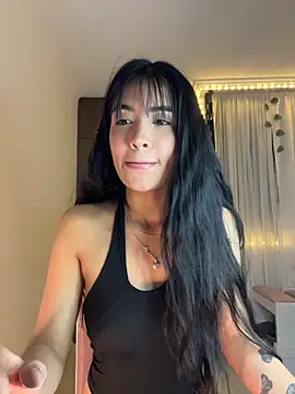 lina pink online show from 02/22/26, 04:24