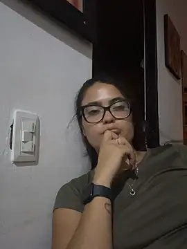 Snapshot of Karla-sexy01 chatting on 01/11/25, 04:38 Karla-sexy01 online show from 01/11/25, 04:38