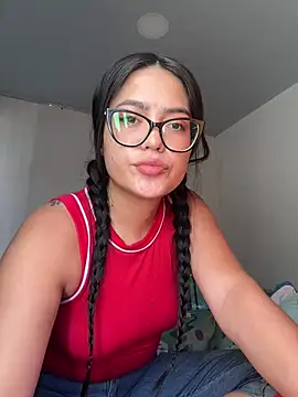 Snapshot of Karla-sexy01 chatting on 06/20/26, 09:17 Karla-sexy01 online show from 06/20/26, 09:17
