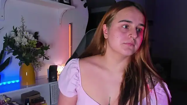 evy orange1 online show from 02/27/26, 03:06