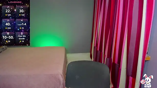 AnitaMays online show from 11/11/25, 06:57