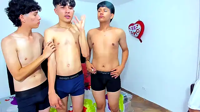 Alexander and Xiao online show from 02/26/25, 01:21