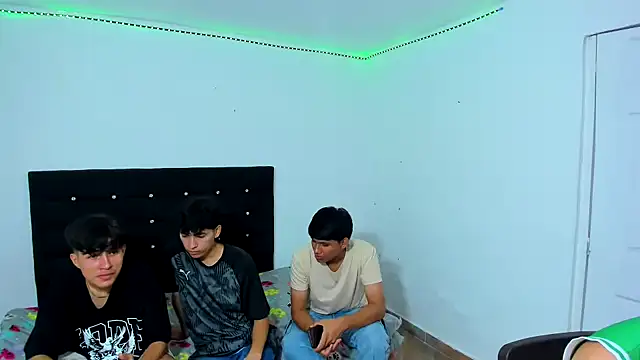 Alexander and Xiao online show from 02/28/25, 10:06