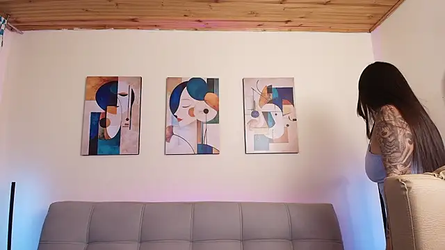 miaa saenz1 online show from 02/25/26, 04:22