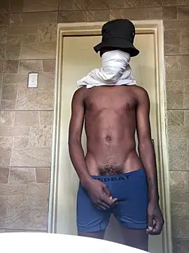 Snapshot of Thickdaddy3 chatting on 10/08/25, 10:02 Thickdaddy3 online show from 10/08/25, 10:02