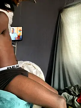 Snapshot of Thickdaddy3 chatting on 11/02/25, 09:22 Thickdaddy3 online show from 11/02/25, 09:22