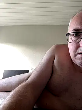 Snapshot of Ronaldo50_DK chatting on 11/07/25, 10:59 Ronaldo50 DK online show from 11/07/25, 10:59