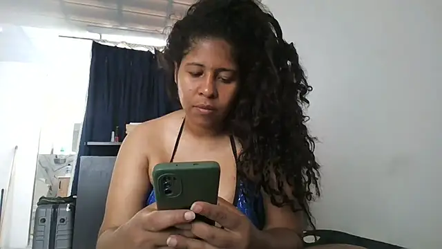 Ivon-09 online show from 09/24/25, 04:32