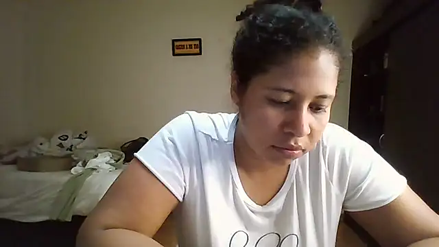 Ivon-09 online show from 07/14/26, 12:33