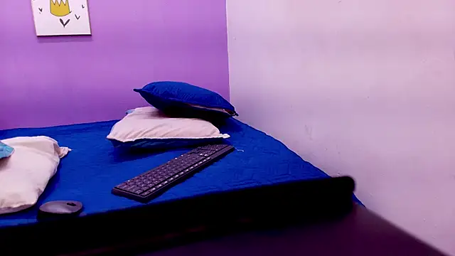 Snapshot of veronica_sinner_ chatting on 01/25/25, 11:55 veronica sinner  online show from 01/25/25, 11:55