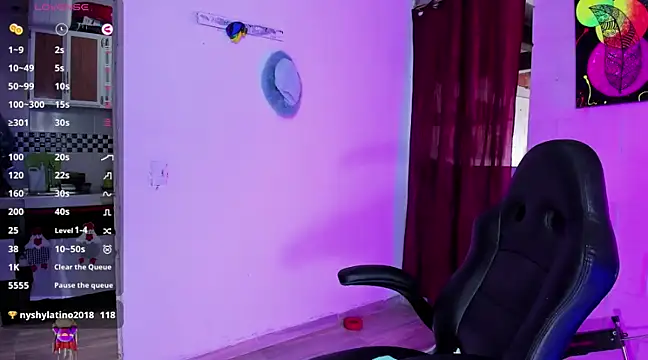 Snapshot of Sharon_hils chatting on 12/06/24, 07:34 Sharon hils online show from 12/06/24, 07:34