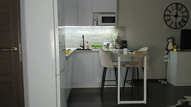 nilliluv online show from 04/13/26, 08:58