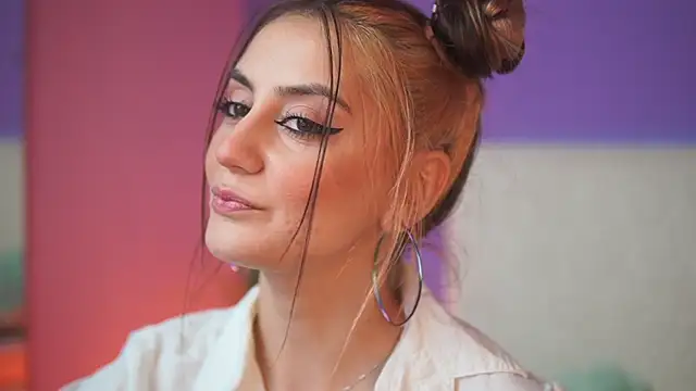 SabrinaHope online show from 11/17/25, 07:30