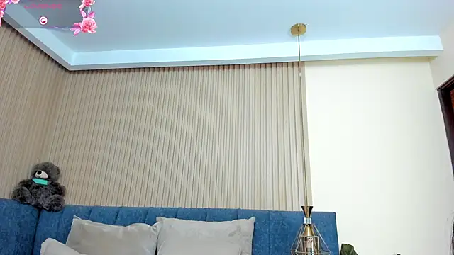kathecute   online show from 05/20/26, 01:45