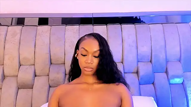 Snapshot of ChaynnaCooper chatting on 01/25/25, 05:51 ChaynnaCooper online show from 01/25/25, 05:51