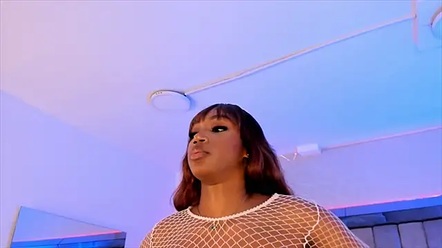 Snapshot of ChaynnaCooper chatting on 02/27/25, 06:20 ChaynnaCooper online show from 02/27/25, 06:20