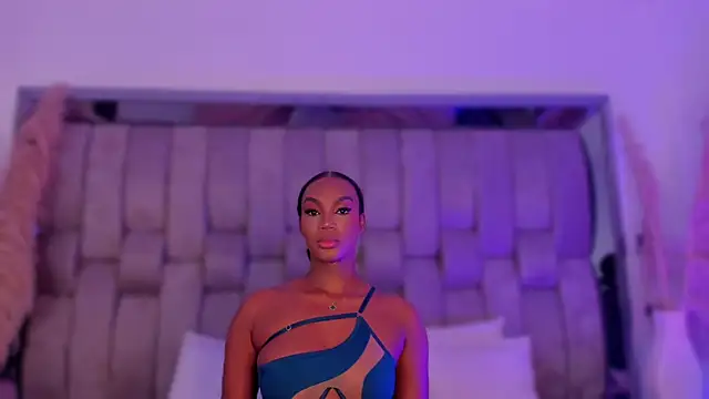 ChaynnaCooper online show from 02/03/26, 07:24