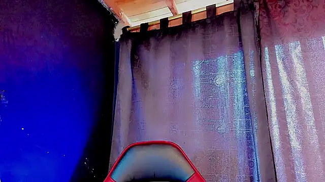 Snapshot of HELEM__S7 chatting on 02/11/25, 08:20 HELEM S7 online show from 02/11/25, 08:20