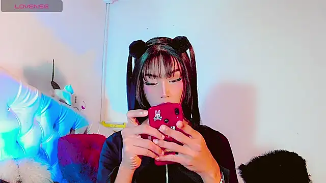 Snapshot of HELEM__S7 chatting on 02/19/25, 02:01 HELEM S7 online show from 02/19/25, 02:01