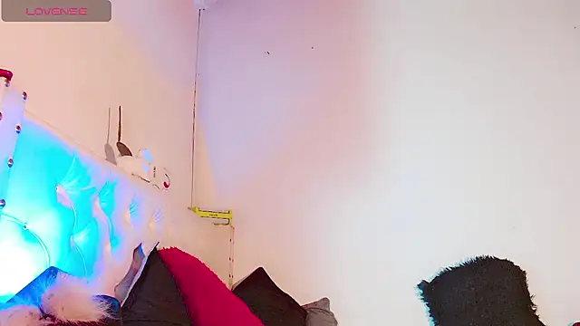 Snapshot of HELEM__S7 chatting on 02/19/25, 11:14 HELEM S7 online show from 02/19/25, 11:14