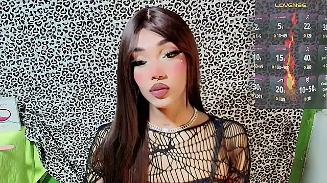 Snapshot of HELEM__S7 chatting on 08/05/26, 06:05 HELEM S7 online show from 08/05/26, 06:05