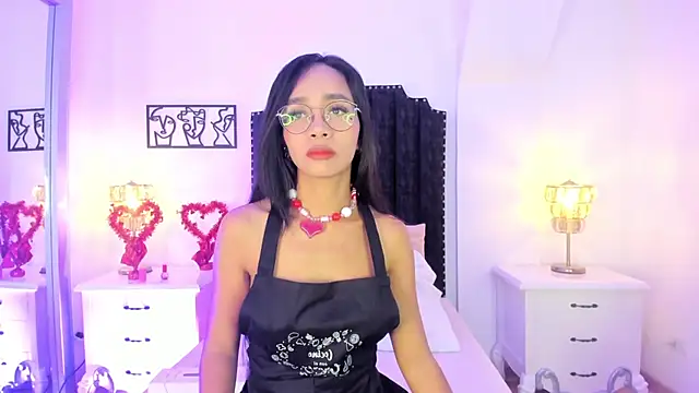 Snapshot of SamanthaFerrer__ chatting on 02/14/25, 07:33 SamanthaFerrer online show from 02/14/25, 07:33