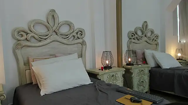 Snapshot of SamanthaFerrer__ chatting on 09/23/25, 07:50 SamanthaFerrer online show from 09/23/25, 07:50