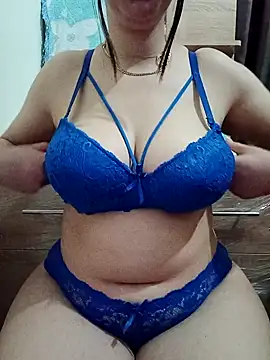 Snapshot of Arabic-Rose chatting on 02/02/25, 10:02 Arabic-Rose online show from 02/02/25, 10:02