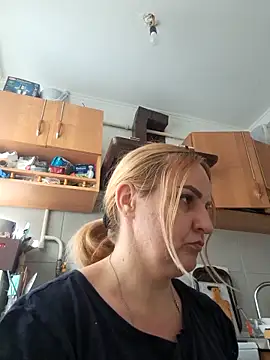 Snapshot of Malichkaanna30 chatting on 02/11/26, 11:48 Malichkaanna30 online show from 02/11/26, 11:48