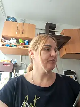 Snapshot of Malichkaanna30 chatting on 02/14/26, 10:56 Malichkaanna30 online show from 02/14/26, 10:56