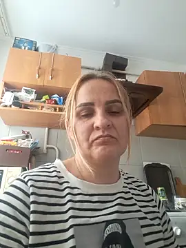 Snapshot of Malichkaanna30 chatting on 02/17/26, 02:57 Malichkaanna30 online show from 02/17/26, 02:57