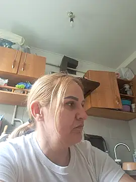 Snapshot of Malichkaanna30 chatting on 04/10/26, 07:46 Malichkaanna30 online show from 04/10/26, 07:46