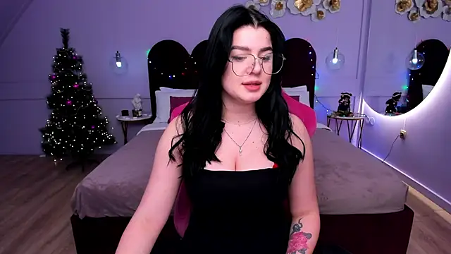 Snapshot of MelanieCarterr chatting on 12/31/24, 01:36 MelanieCarterr online show from 12/31/24, 01:36