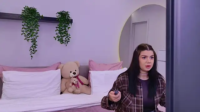 Snapshot of MelanieCarterr chatting on 09/27/25, 04:12 MelanieCarterr online show from 09/27/25, 04:12