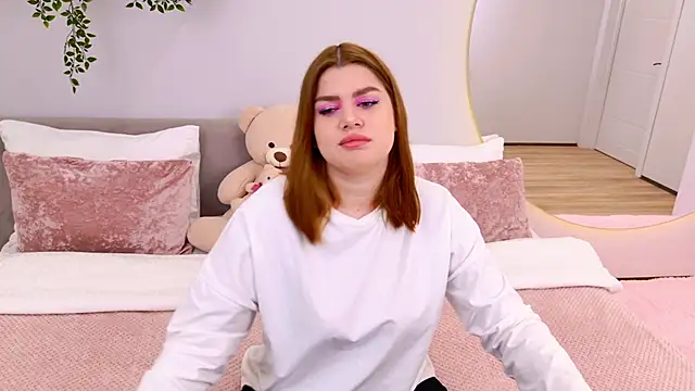 Snapshot of MelanieCarterr chatting on 10/21/25, 04:08 MelanieCarterr online show from 10/21/25, 04:08