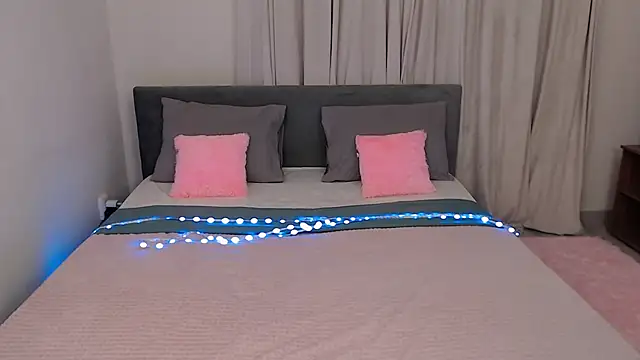 Snapshot of MelanieCarterr chatting on 11/20/25, 02:45 MelanieCarterr online show from 11/20/25, 02:45