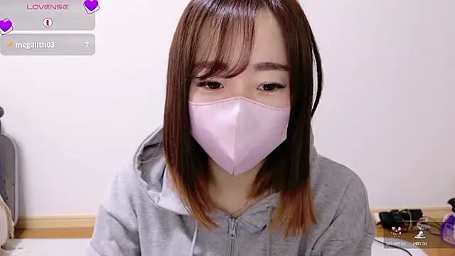 Rio chan  online show from 11/24/25, 01:00