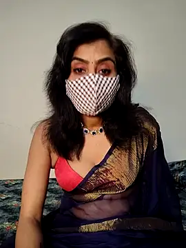 Snapshot of Raat_ki_rani_ chatting on 02/05/25, 04:47 Raat ki rani  online show from 02/05/25, 04:47