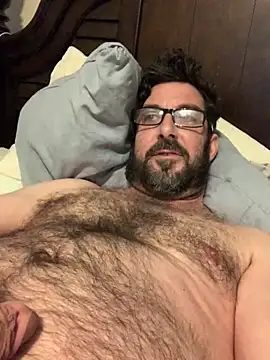 Snapshot of hardfloppycocktoplaywith chatting on 11/08/25, 02:39 hardfloppycocktoplaywith online show from 11/08/25, 02:39